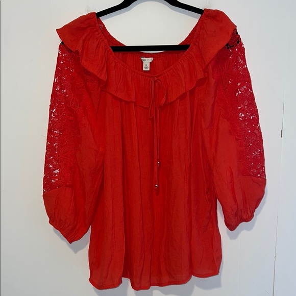 Cato’s Women’s Off the Shoulder Lace and Ruffle Blouse F5 - Picture 1 of 5
